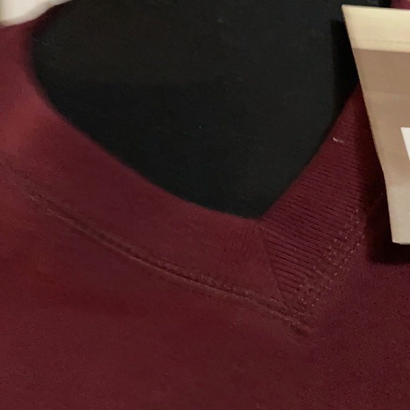 Men’s Pullover - Picture 4 of 4